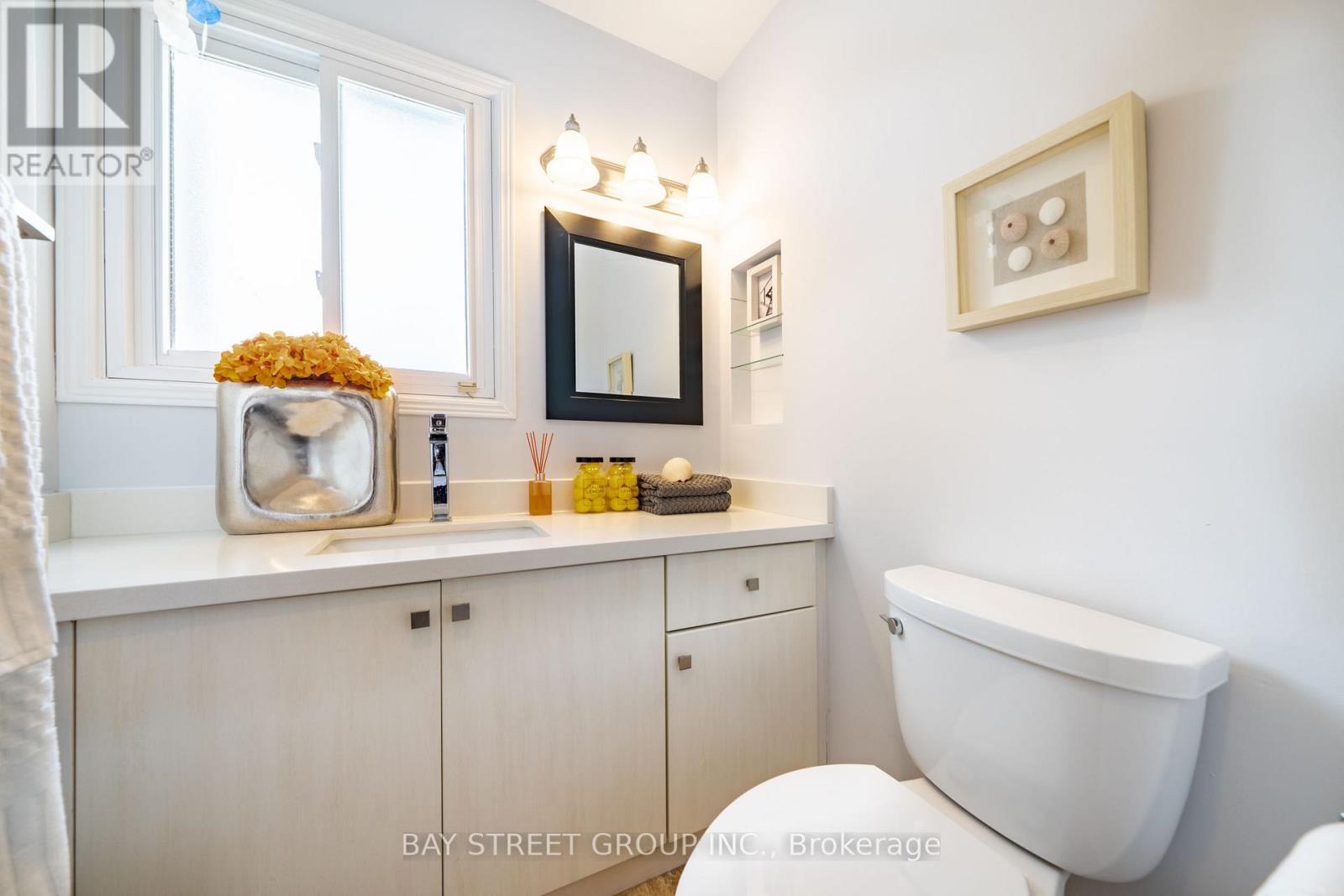 62 CAPTAIN ROLPH COURT - 27