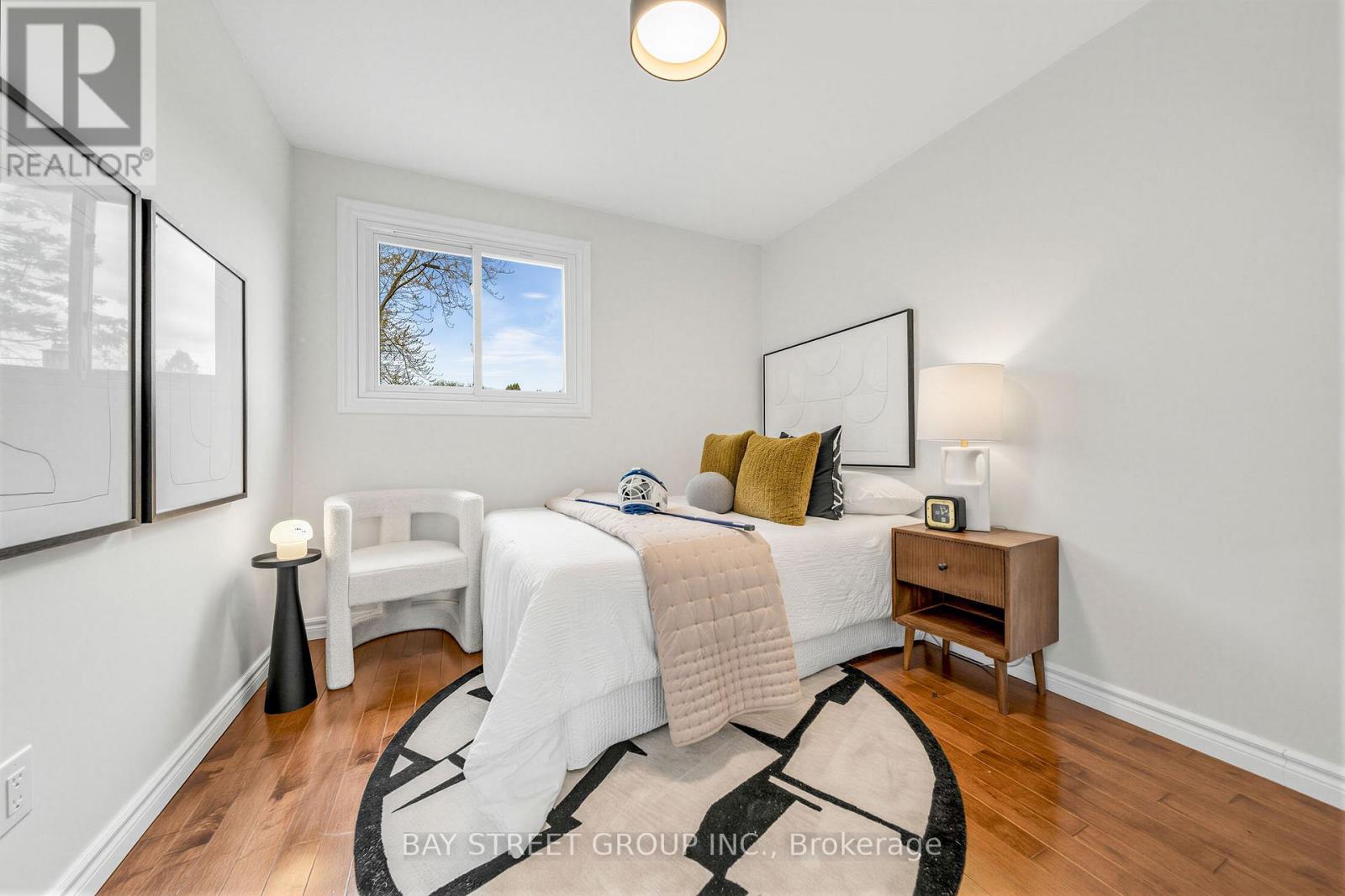 62 CAPTAIN ROLPH COURT - 33