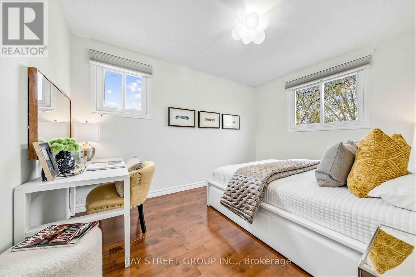 62 CAPTAIN ROLPH COURT - 34