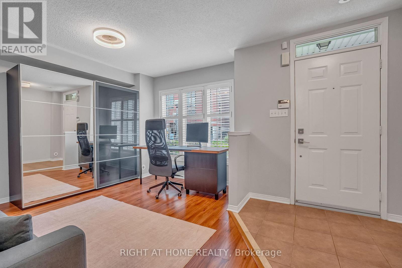 #5 141 THIRTEENTH STREET - 3