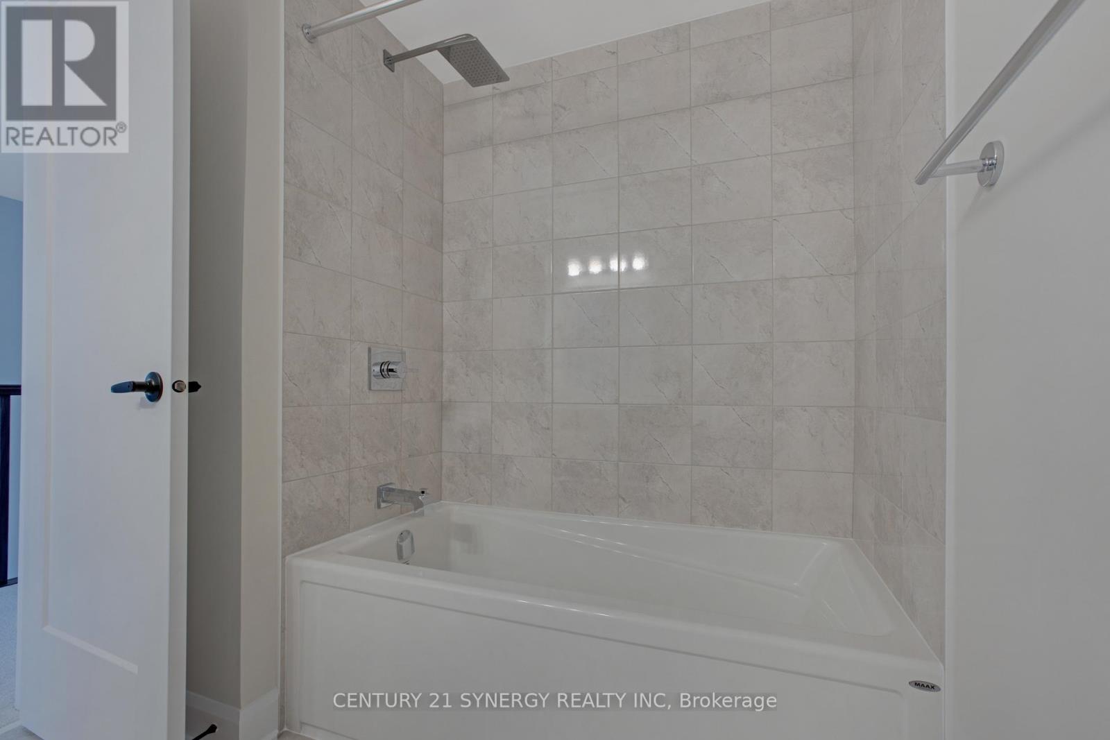 708 TALIESIN CRESCENT - 27