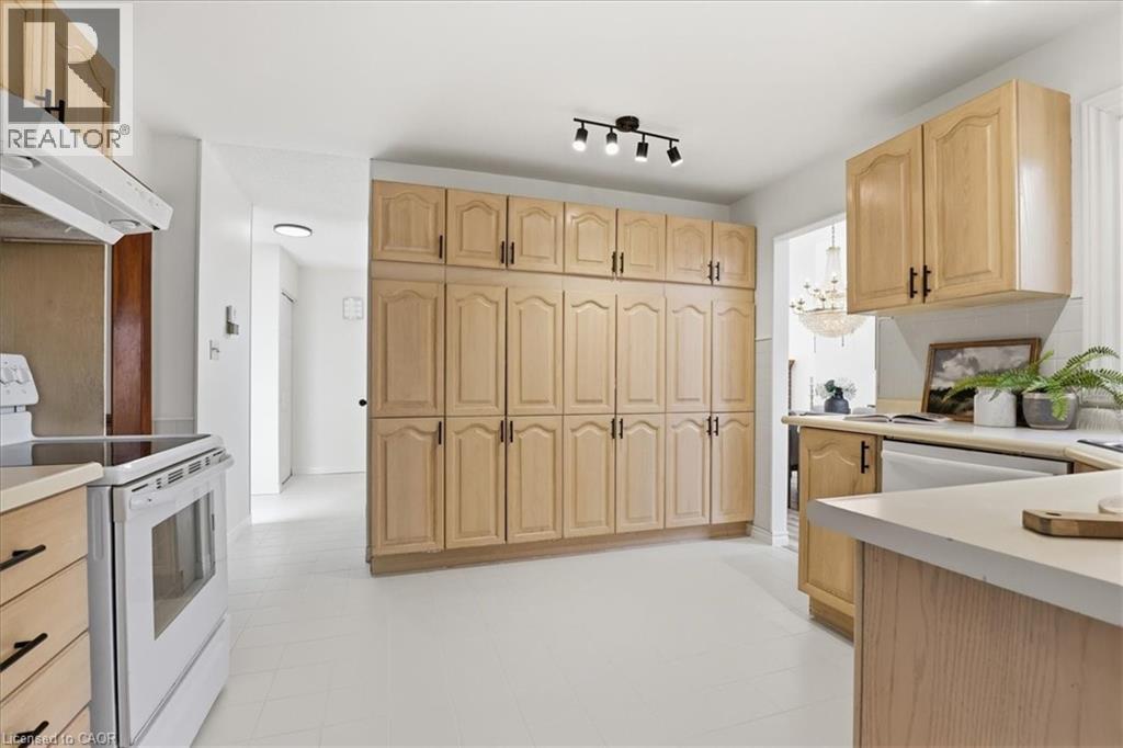 26 ROBERTSON Crescent, Kitchener, Ontario, N2R1E3 — Photo 21