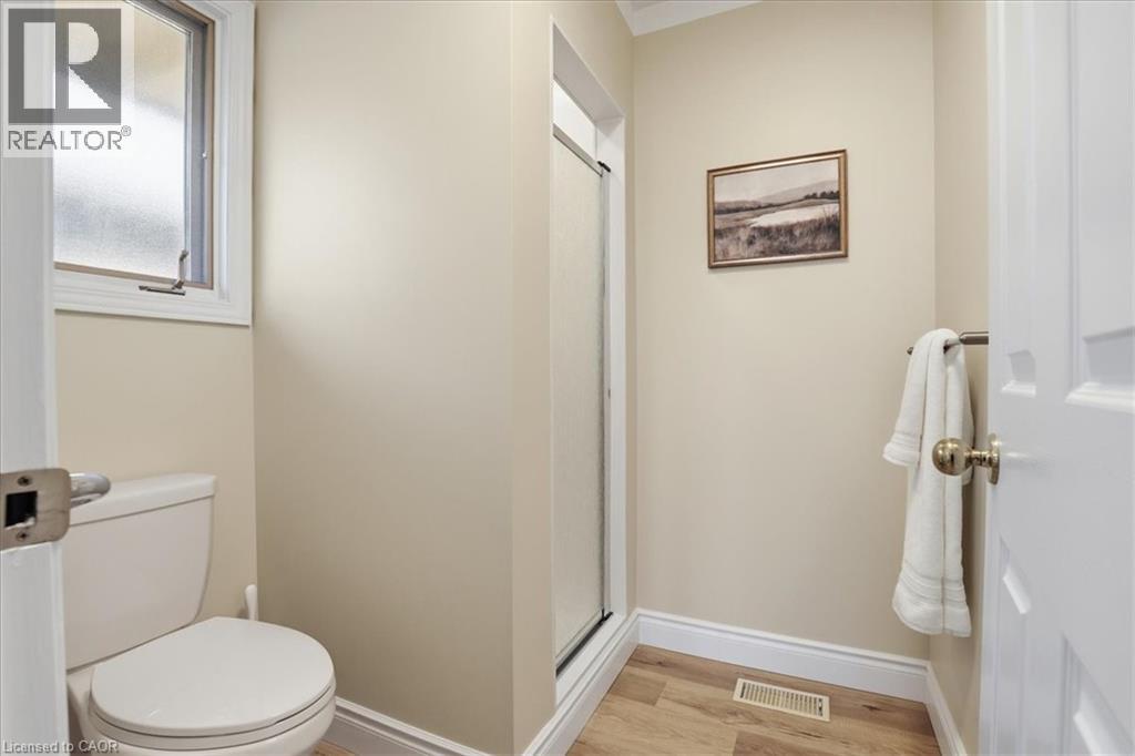 26 ROBERTSON Crescent, Kitchener, Ontario, N2R1E3 — Photo 12