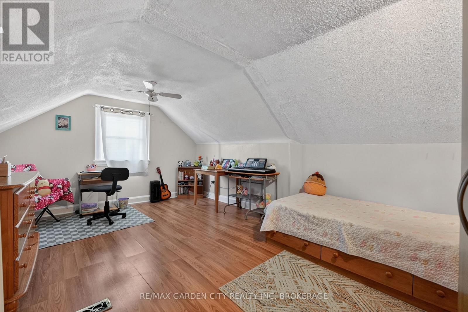 3 DELAWARE AVENUE - 20