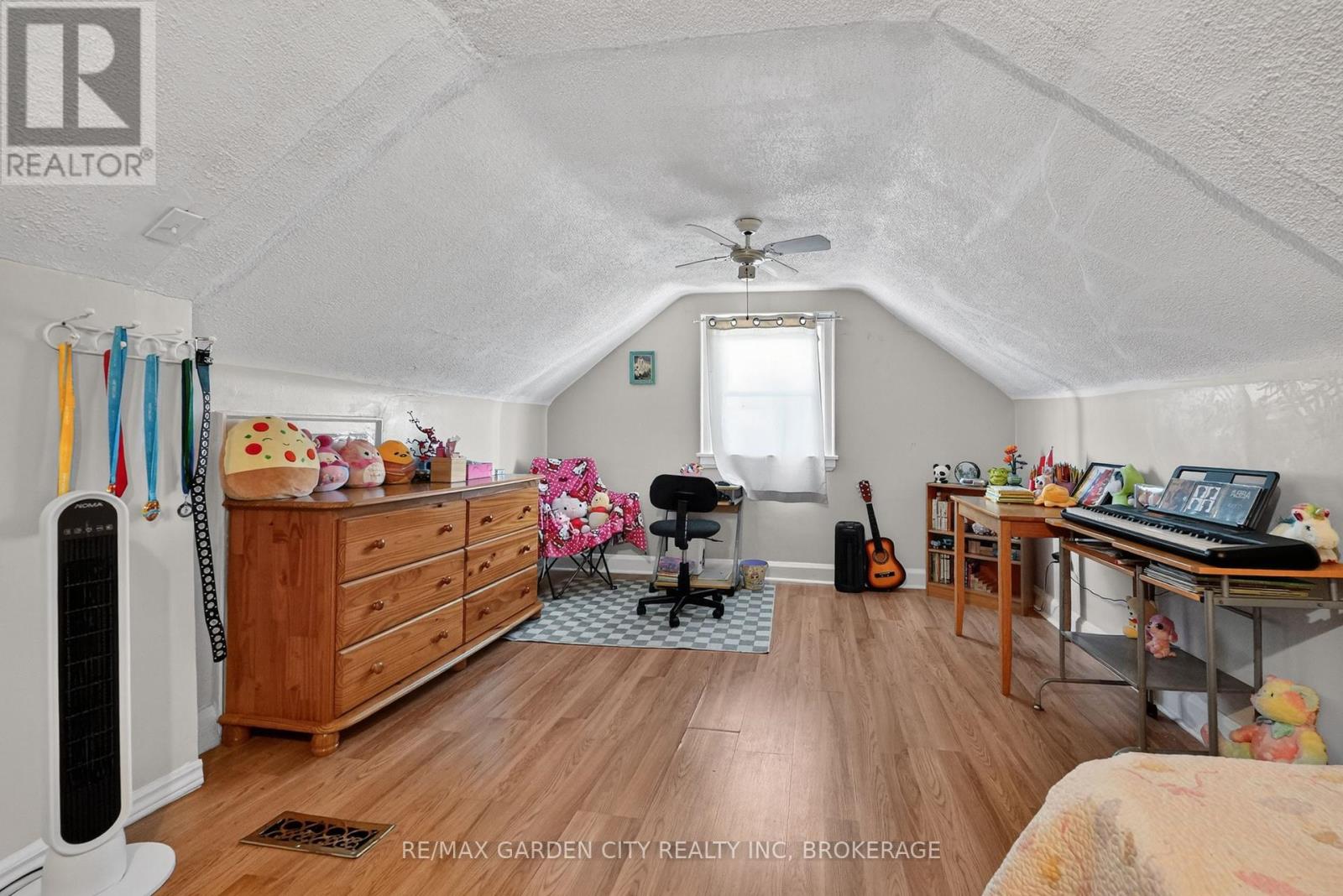 3 DELAWARE AVENUE - 22