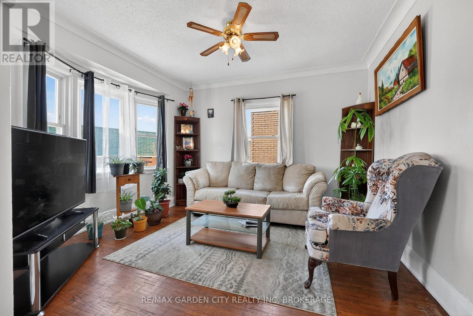 3 DELAWARE AVENUE - 9