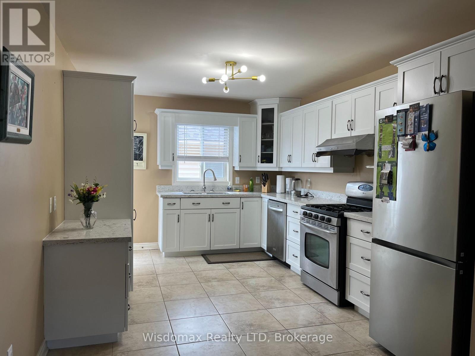 8340 RACEY AVENUE - 11