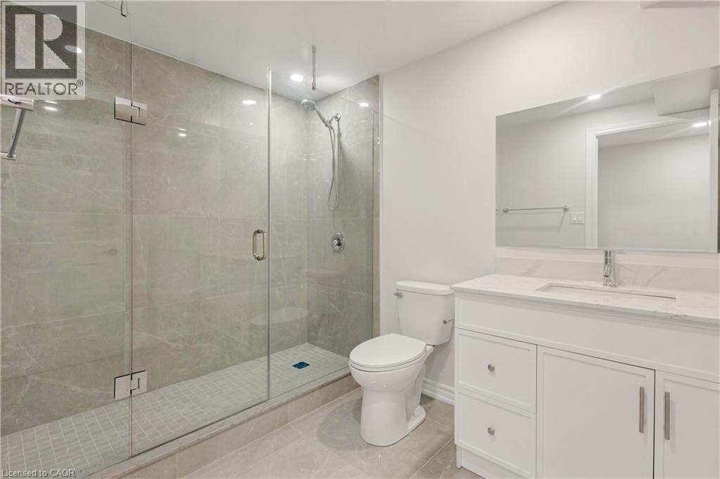 341 ZELLER Drive, Kitchener, Ontario, N2A0B2 — Photo 7