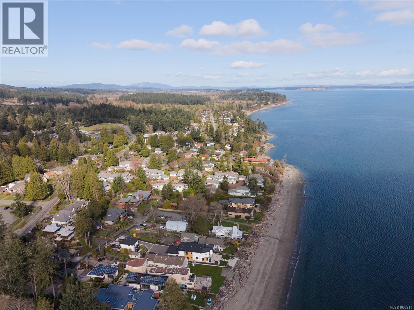 #306 5110 Cordova Bay Rd - 47
