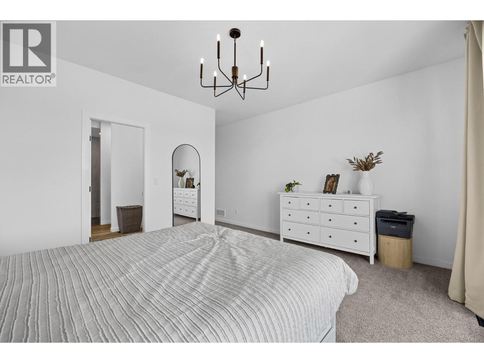 926 Mt Griffin Road - 27