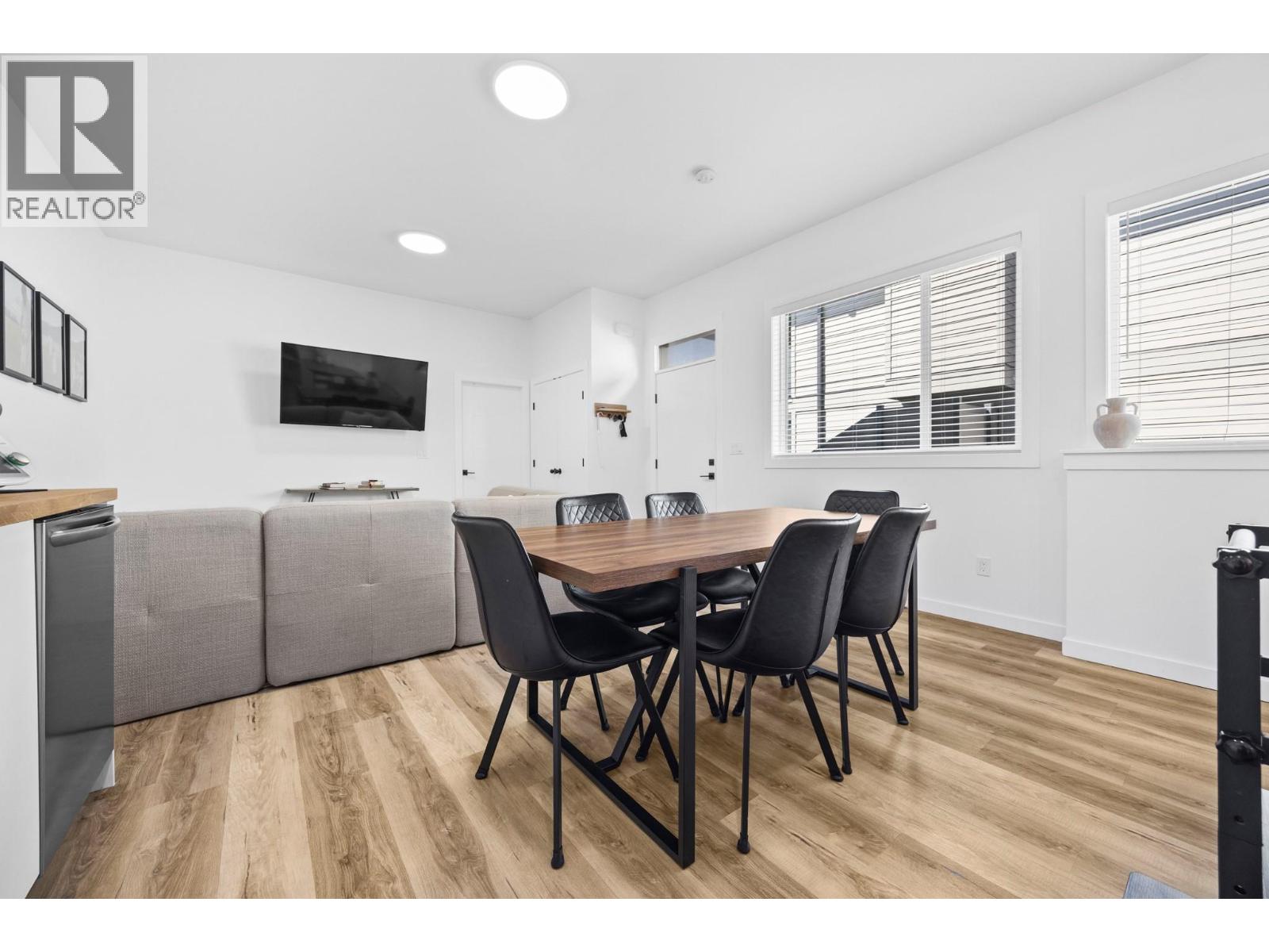 926 Mt Griffin Road - 67