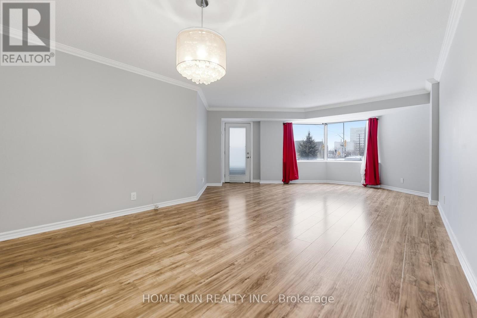 #104 151 BAY STREET - 11