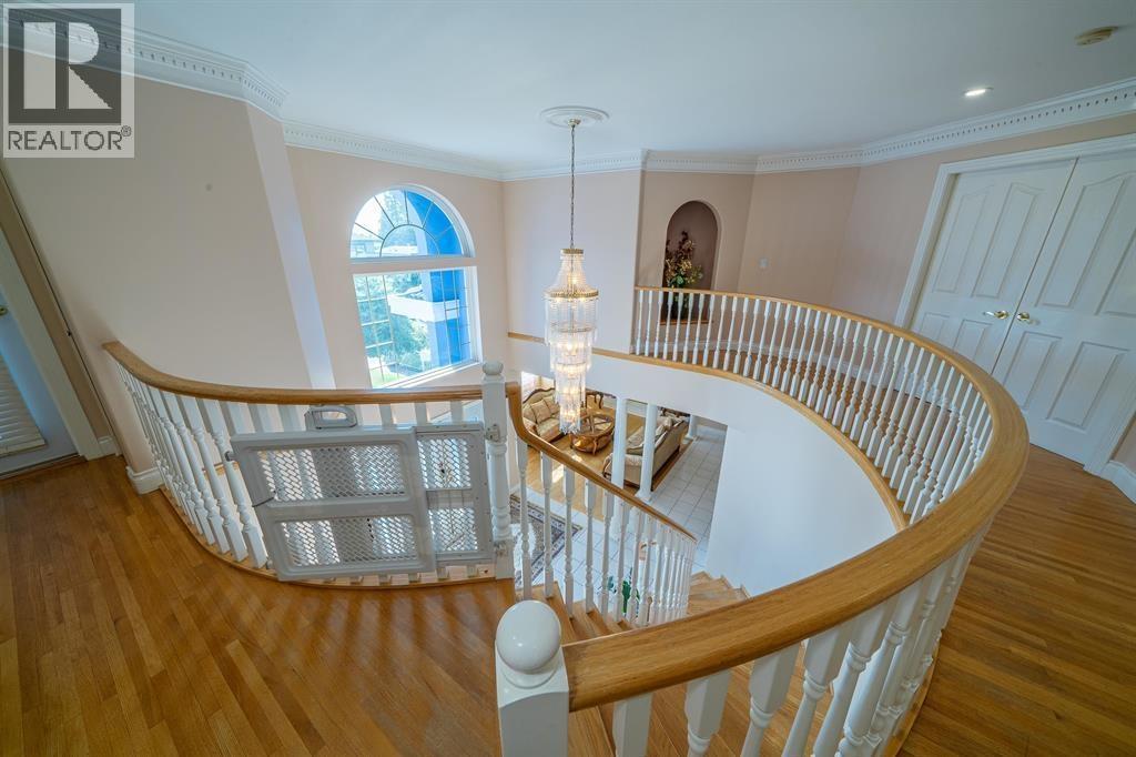 7 Bed, 5 Bath House for Sale in Burnaby – 7287 PANDORA STREET, Burnaby - Image 14