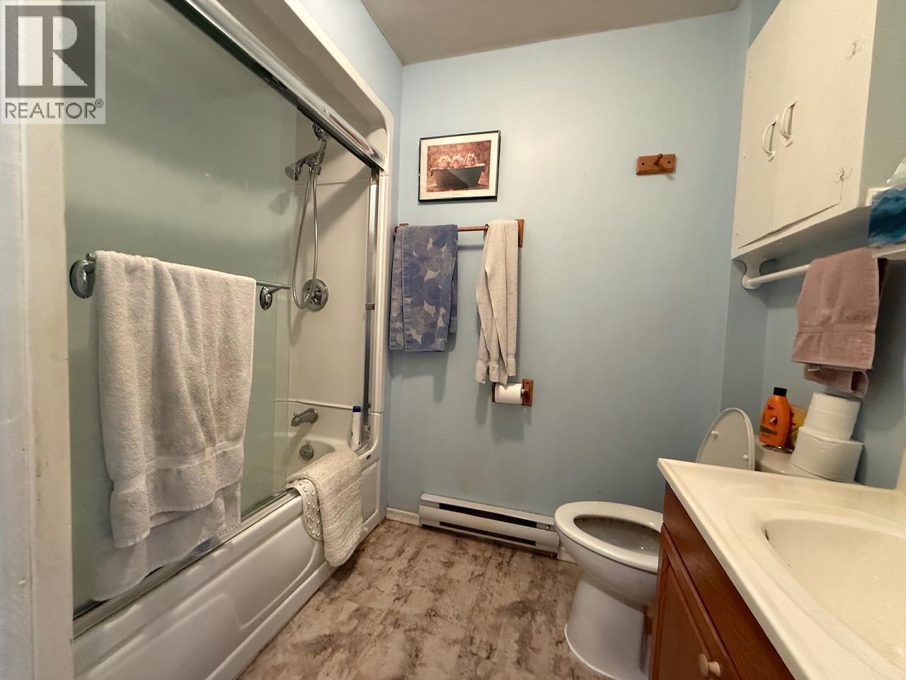 9889 Latremouille Street - 8