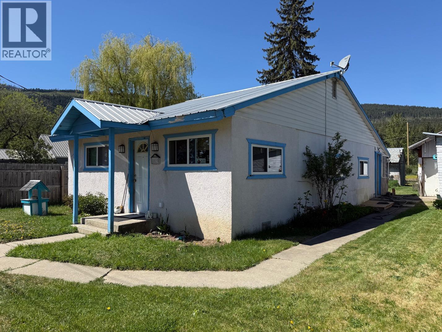 9889 Latremouille Street - Image 2