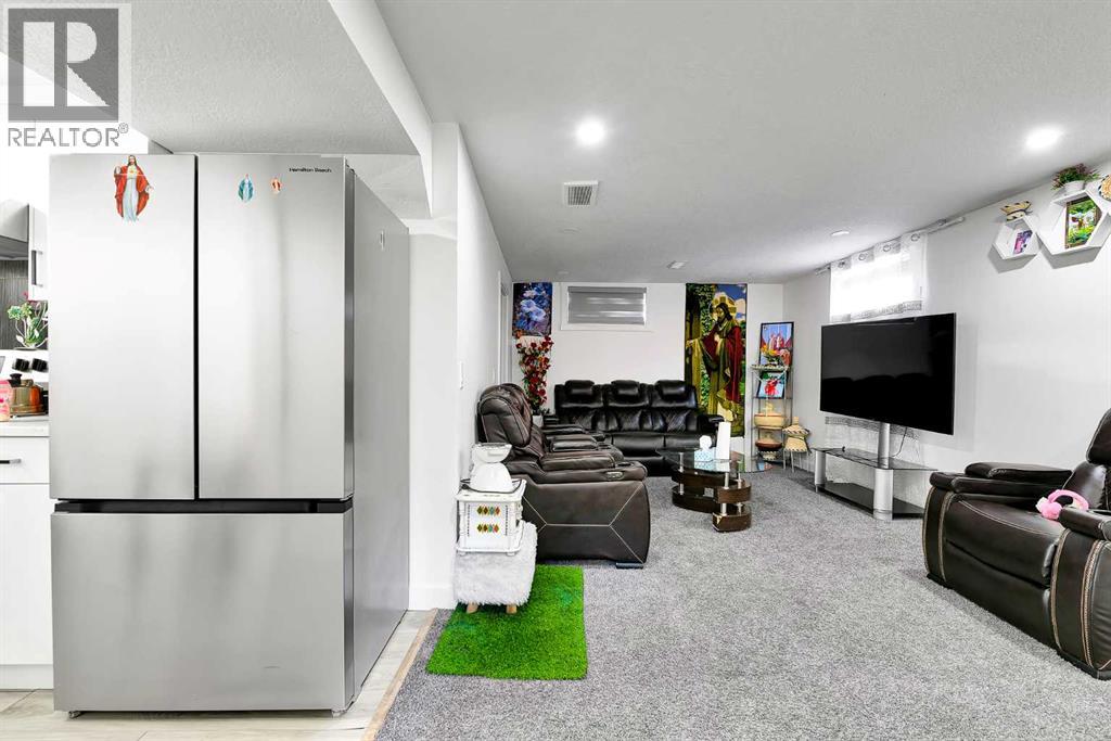 611 Penbrooke Road SE - 23