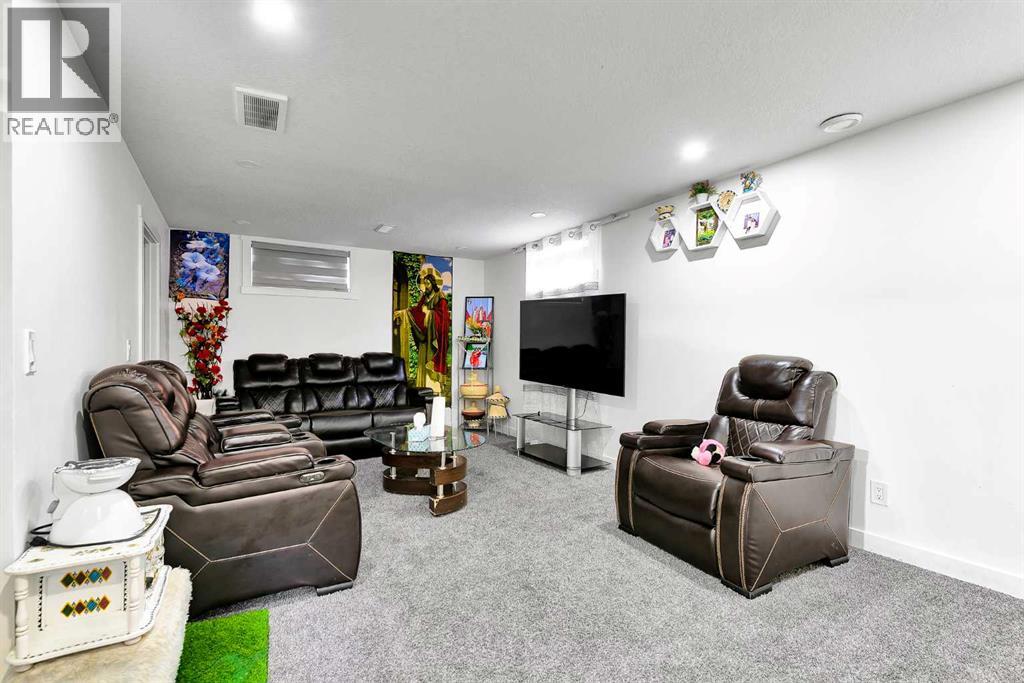 611 Penbrooke Road SE - 24