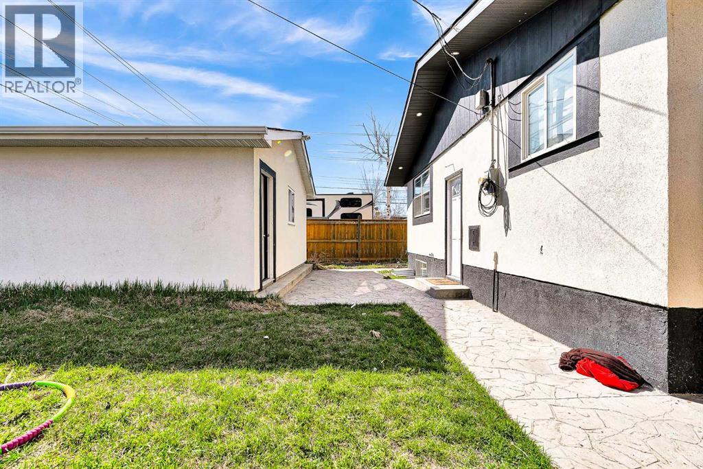611 Penbrooke Road SE - 35