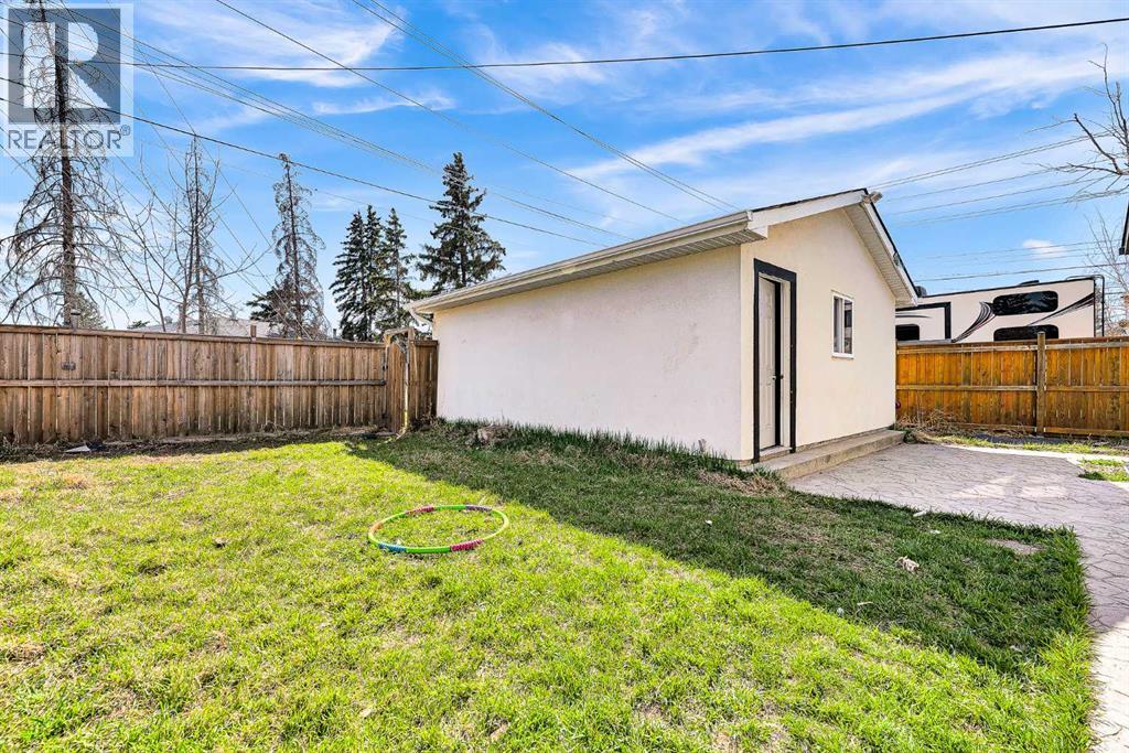 611 Penbrooke Road SE - 36