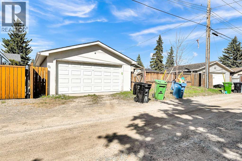 611 Penbrooke Road SE - 40
