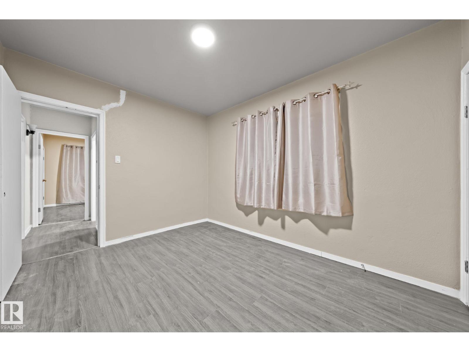 11414 85 ST NW - 19