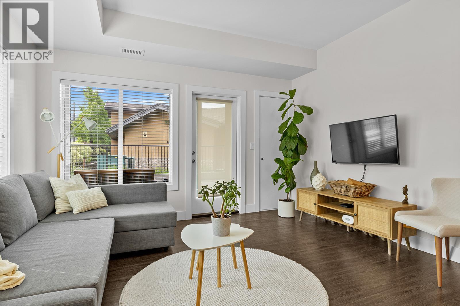 121 4380 Lakeshore Road, Kelowna