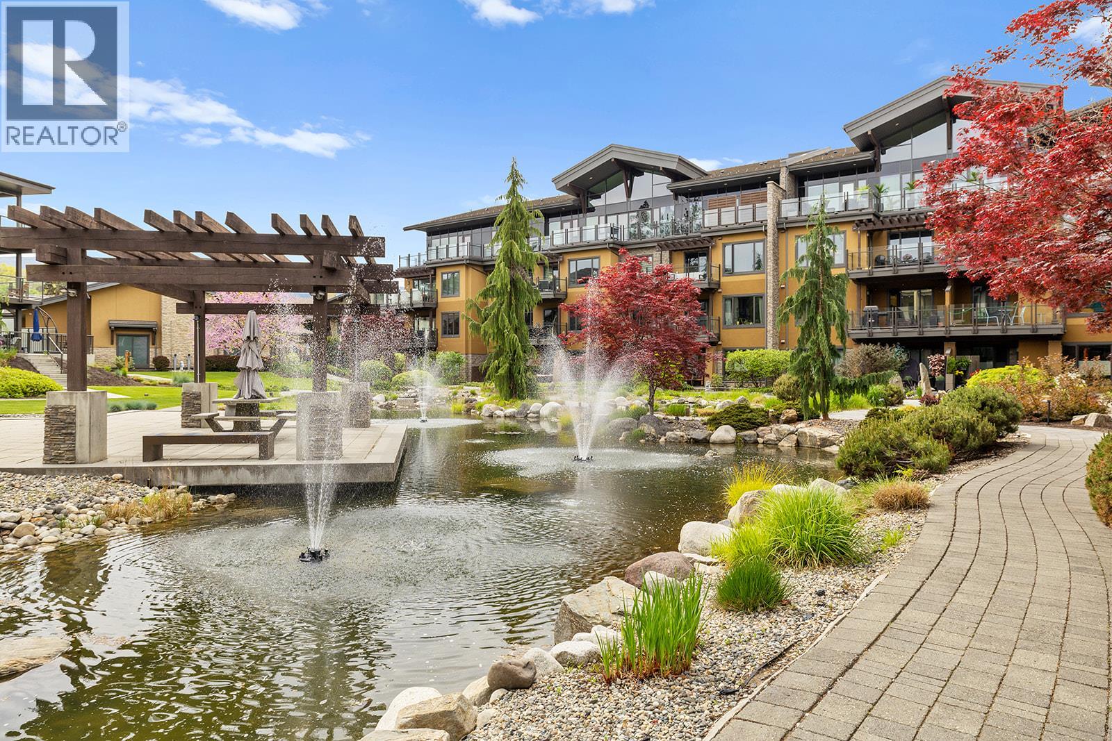 121 4380 Lakeshore Road, Kelowna
