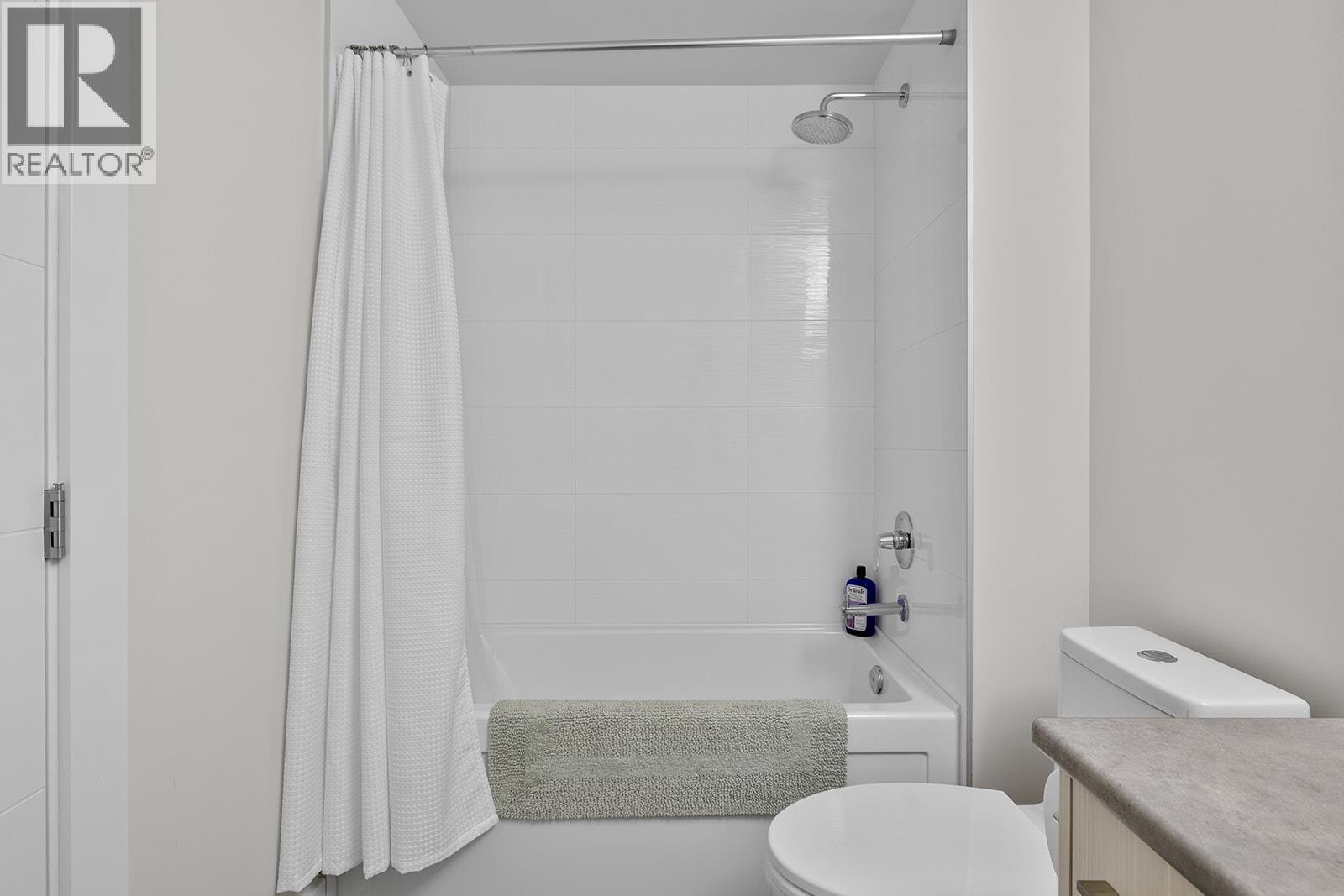 121 4380 Lakeshore Road, Kelowna