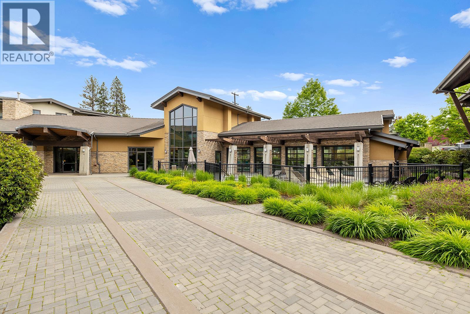 121 4380 Lakeshore Road, Kelowna