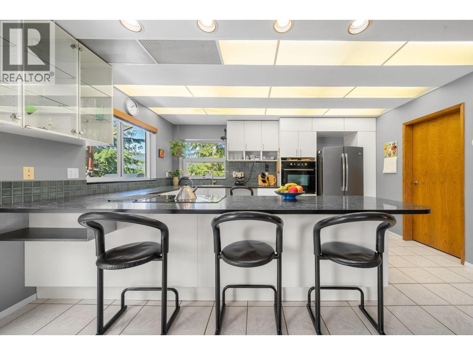 2301 GREENWOOD WAY, Squamish