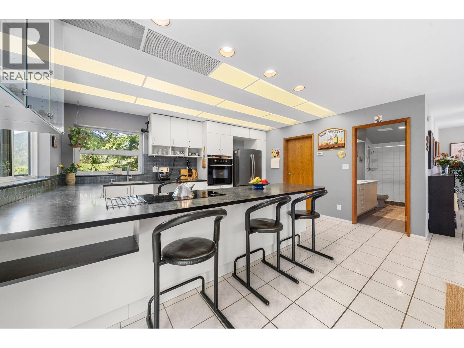 2301 GREENWOOD WAY, Squamish