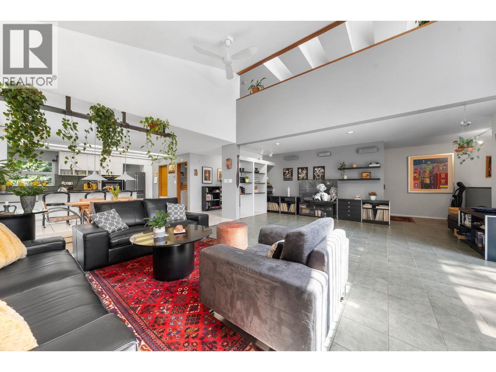 2301 GREENWOOD WAY, Squamish