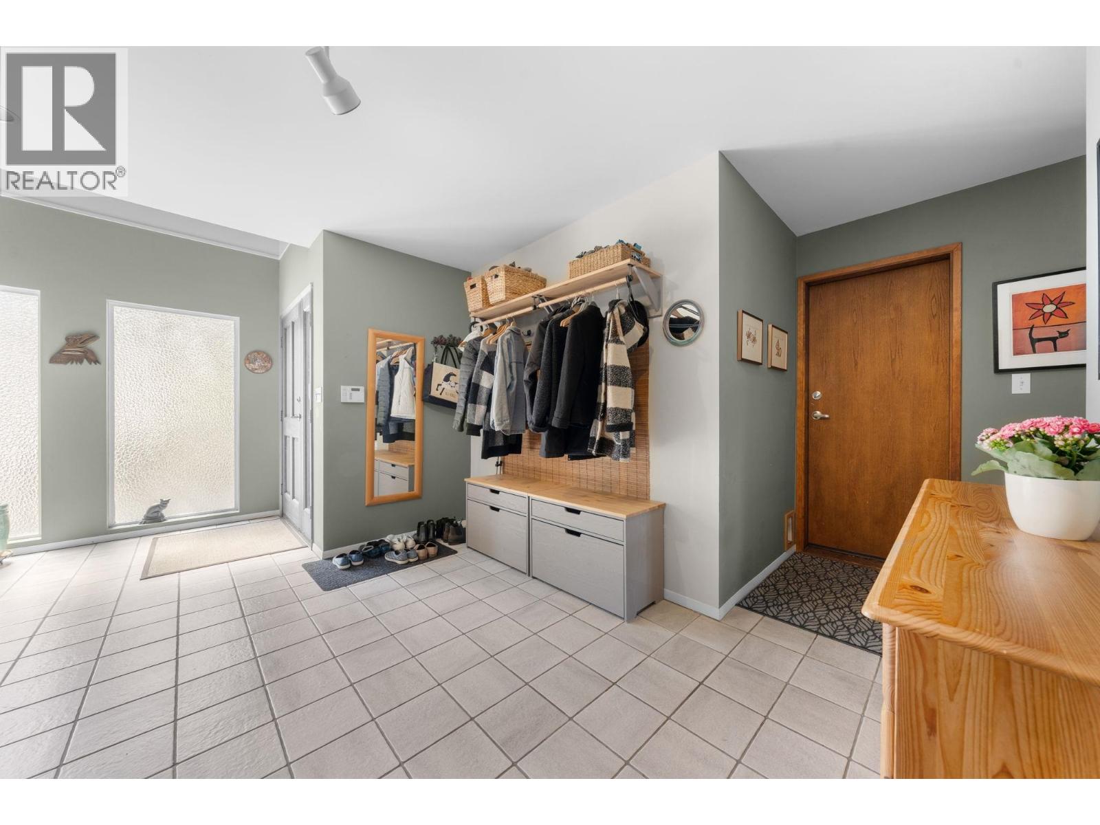 2301 GREENWOOD WAY, Squamish