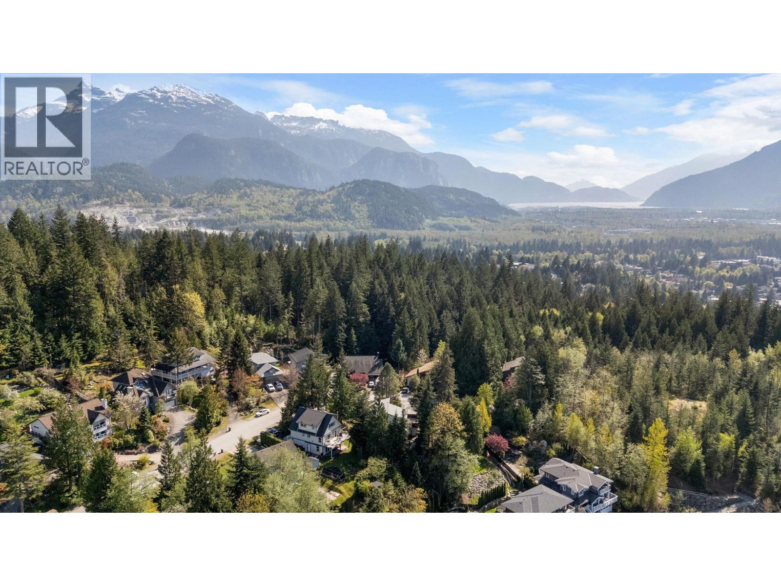 2301 GREENWOOD WAY, Squamish