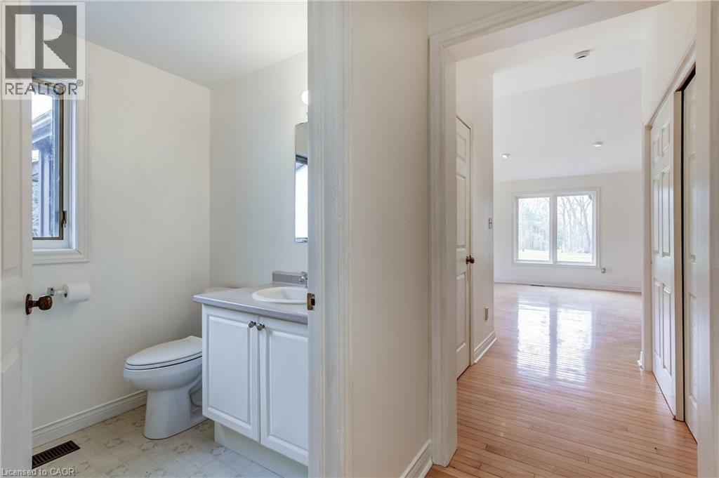 2236 CENTRE Road, Campbellville, Ontario, L0P1B0 — Photo 30