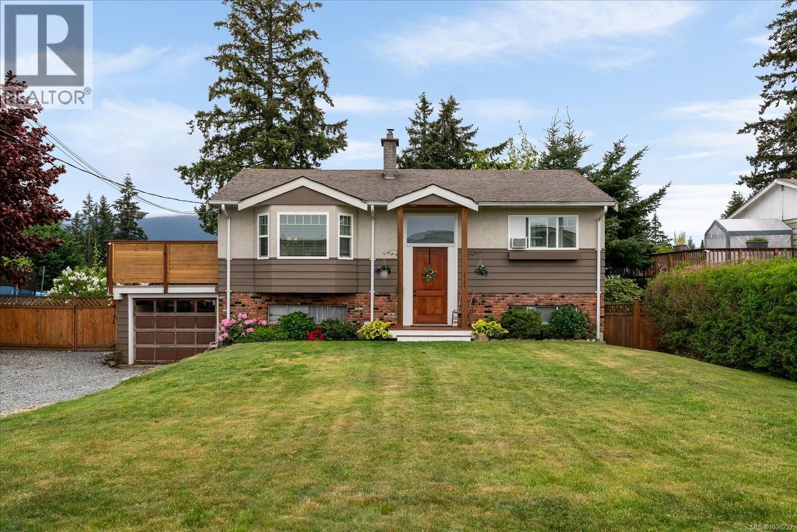5151 Metral Dr - 52