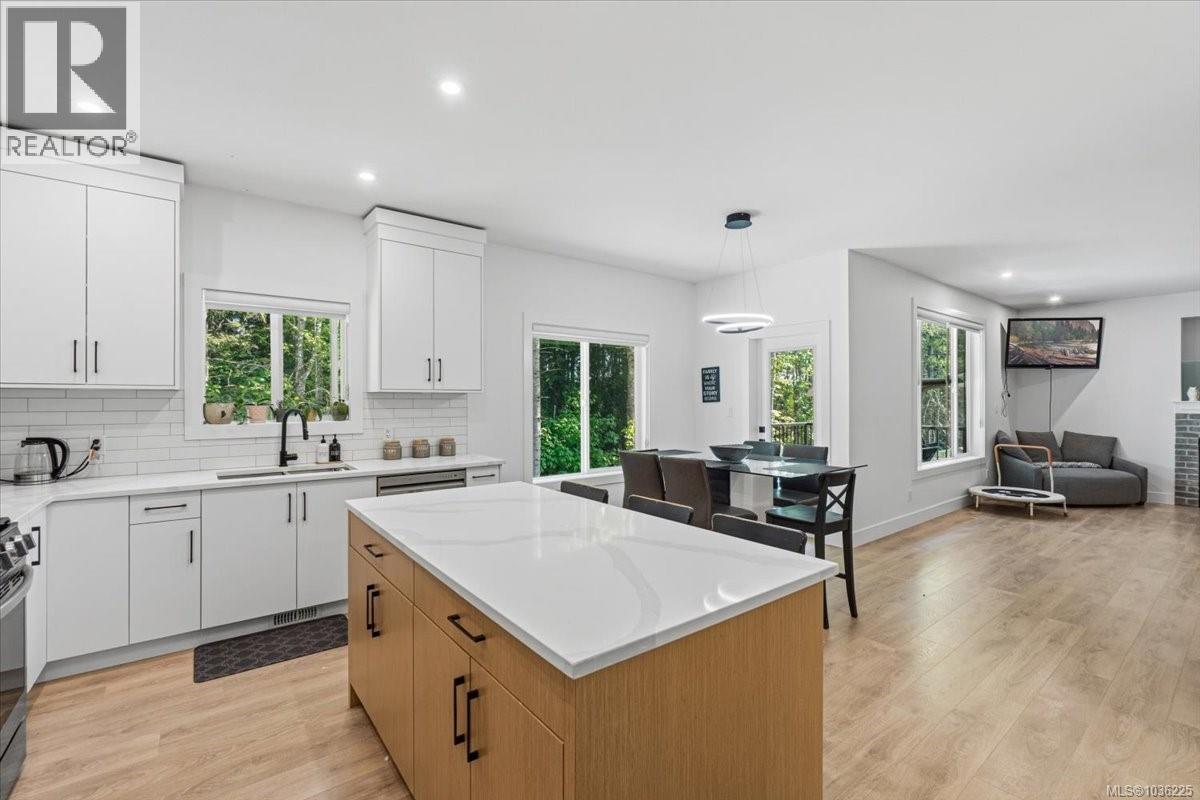 386 Avaani Way - Image 2