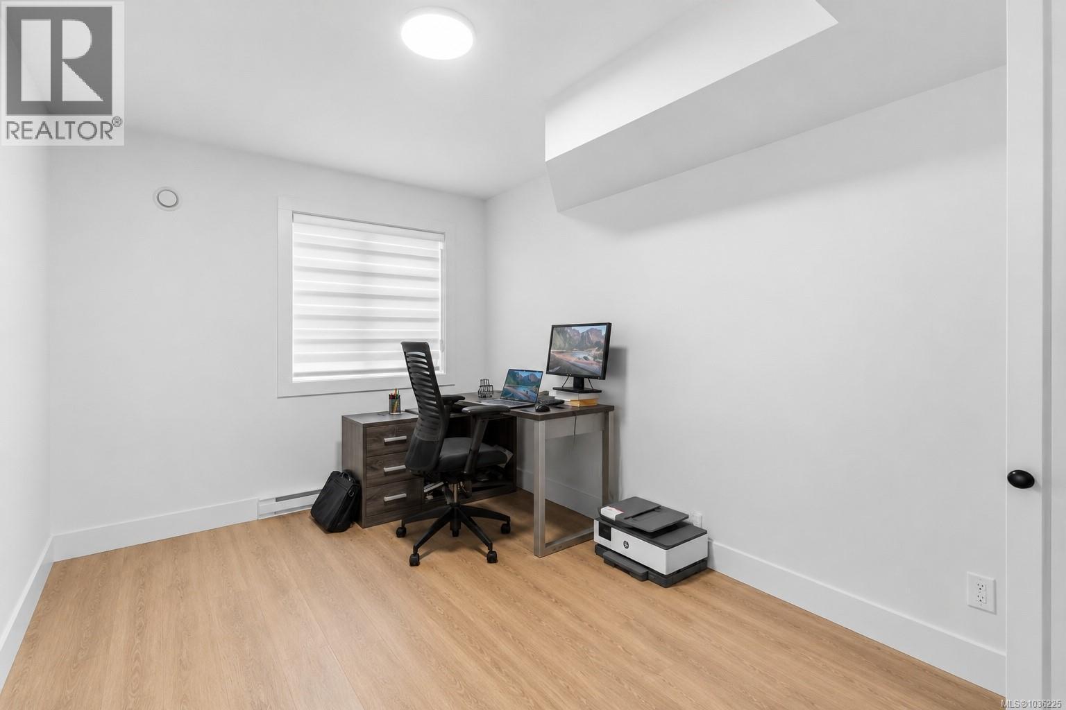 386 Avaani Way - 26
