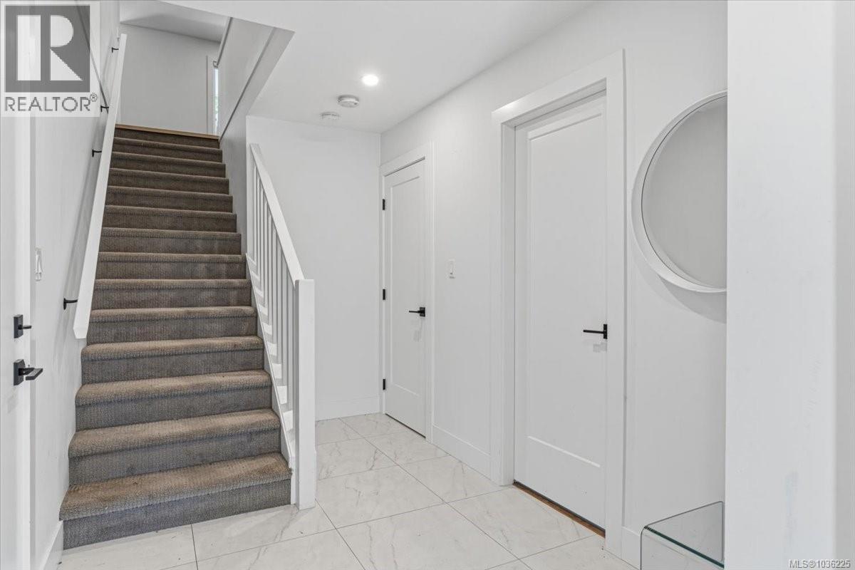 386 Avaani Way - 37