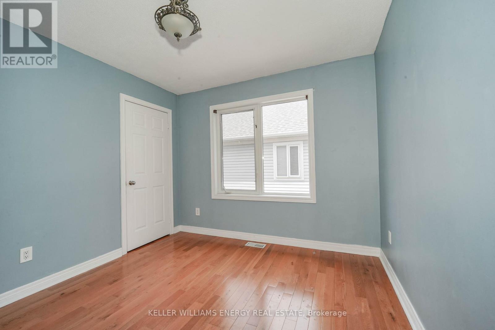 51 DIVINE DRIVE - 20