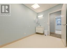 40 Airport Heights Drive thumbnail 24