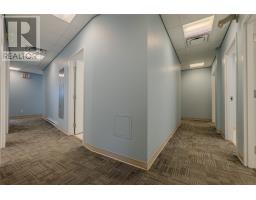 40 Airport Heights Drive thumbnail 19