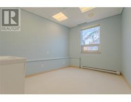 40 Airport Heights Drive thumbnail 31