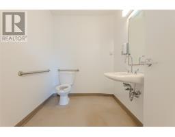 40 Airport Heights Drive thumbnail 38