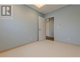 40 Airport Heights Drive thumbnail 32