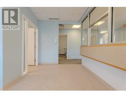 40 Airport Heights Drive thumbnail 45