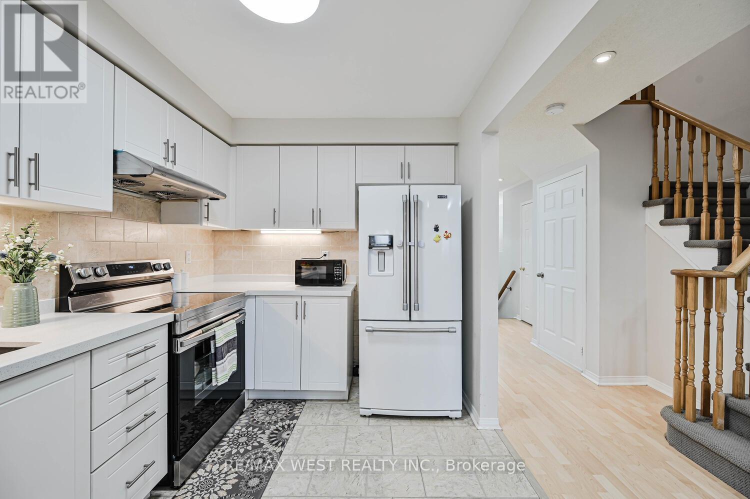#48 120 RAILROAD STREET - 21