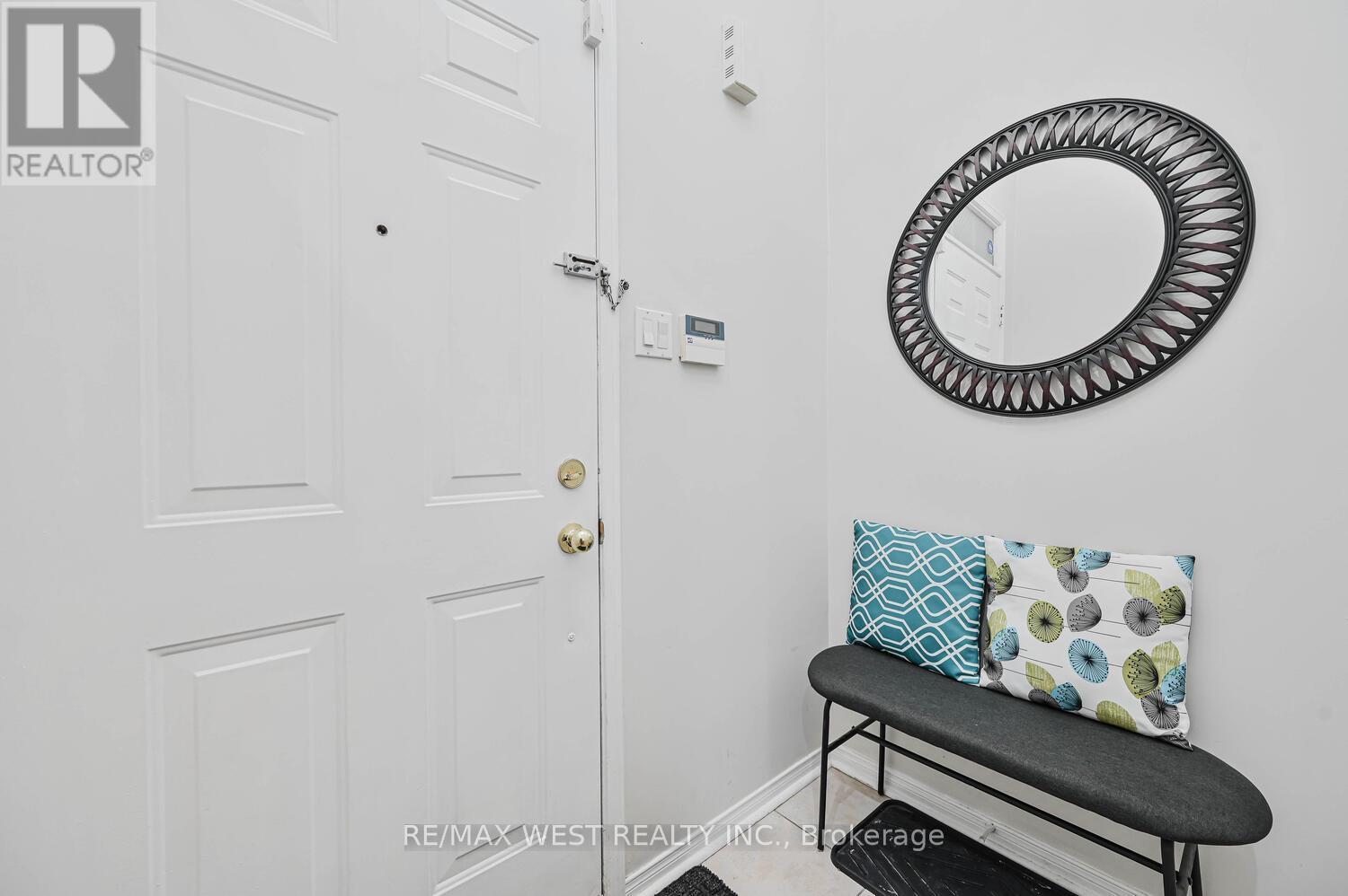 #48 120 RAILROAD STREET - 39