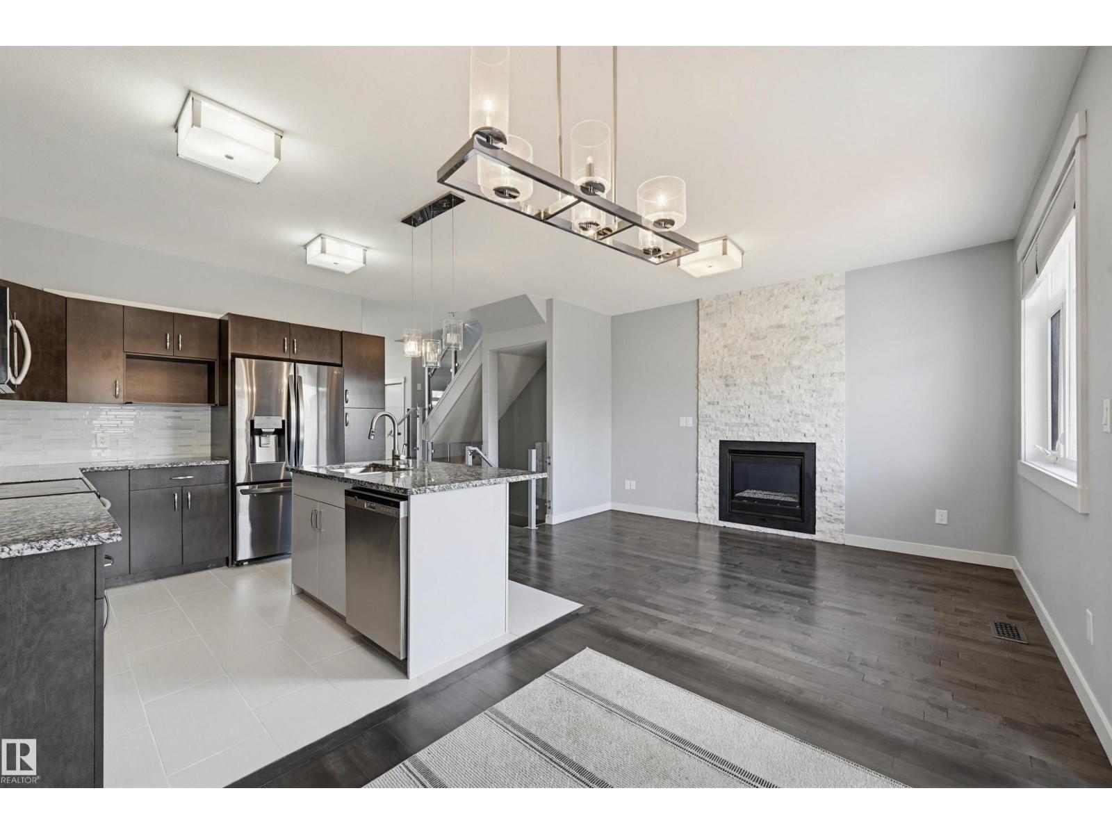 8834 91 ST NW - 13