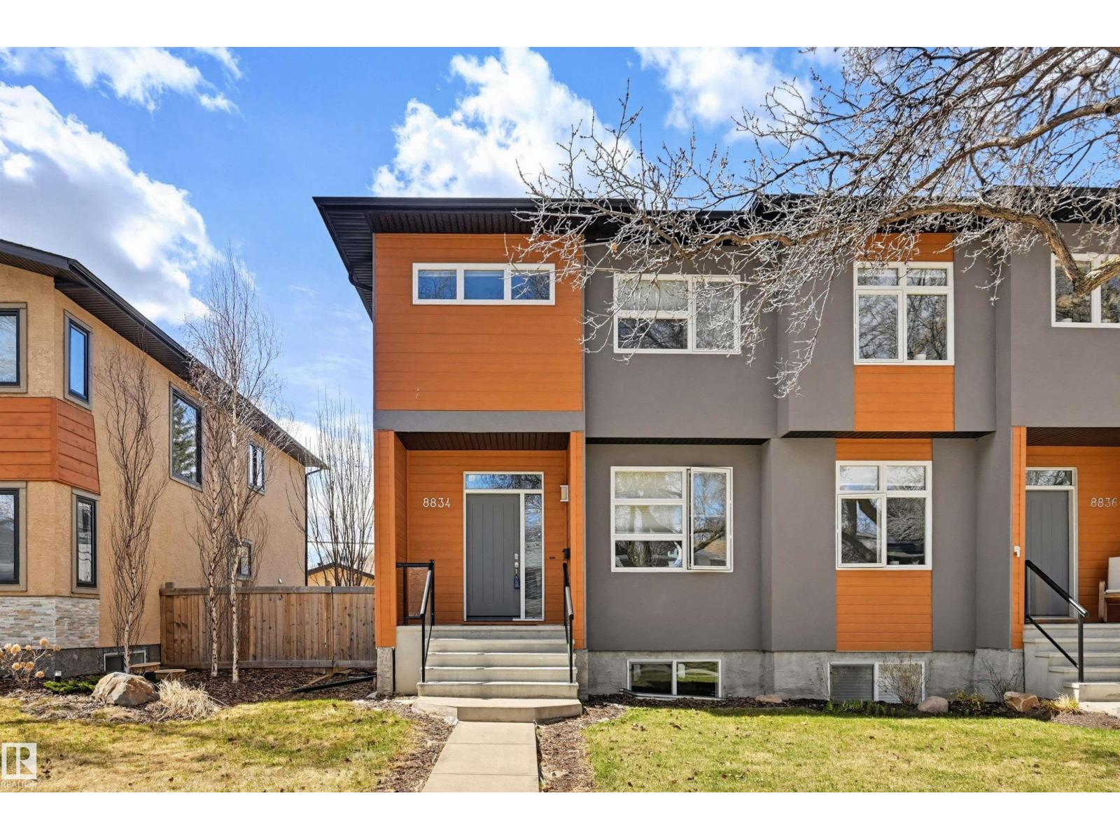 8834 91 ST NW - 2